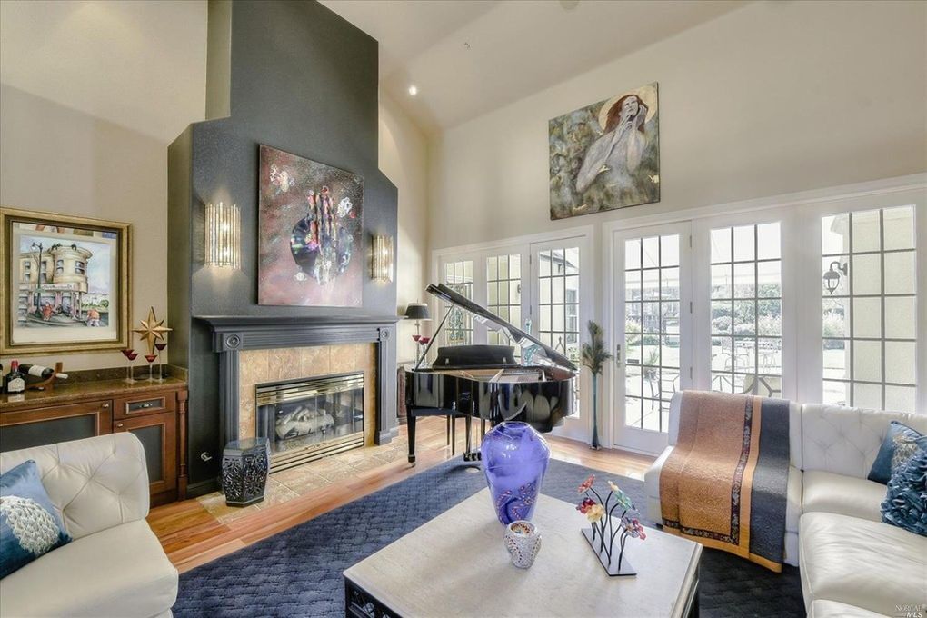 9 Huntington Ct. in Napa